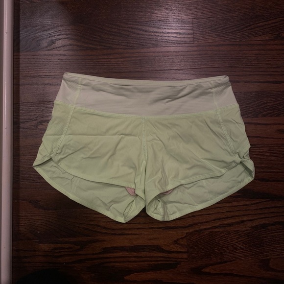 lululemon athletica Pants - Lululemon Speed short 3” size 6